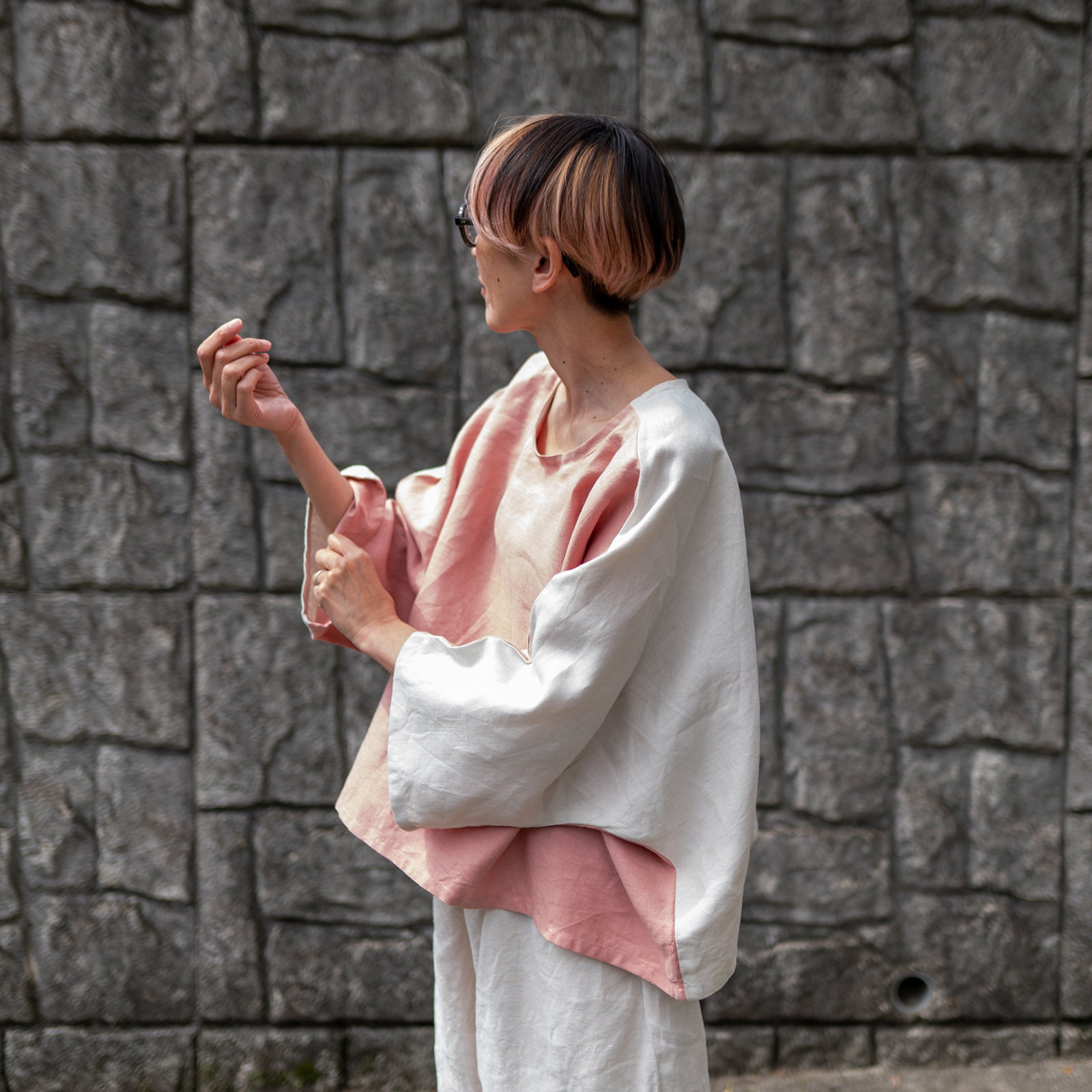 Linen - Mushroom x Cream Strawberry