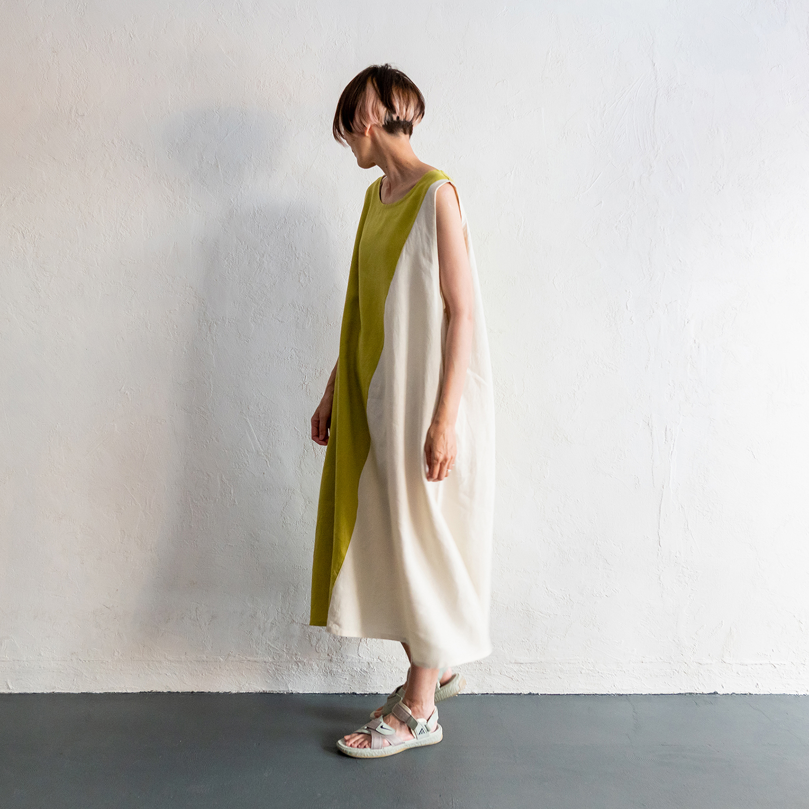 Linen - La France x Antique White