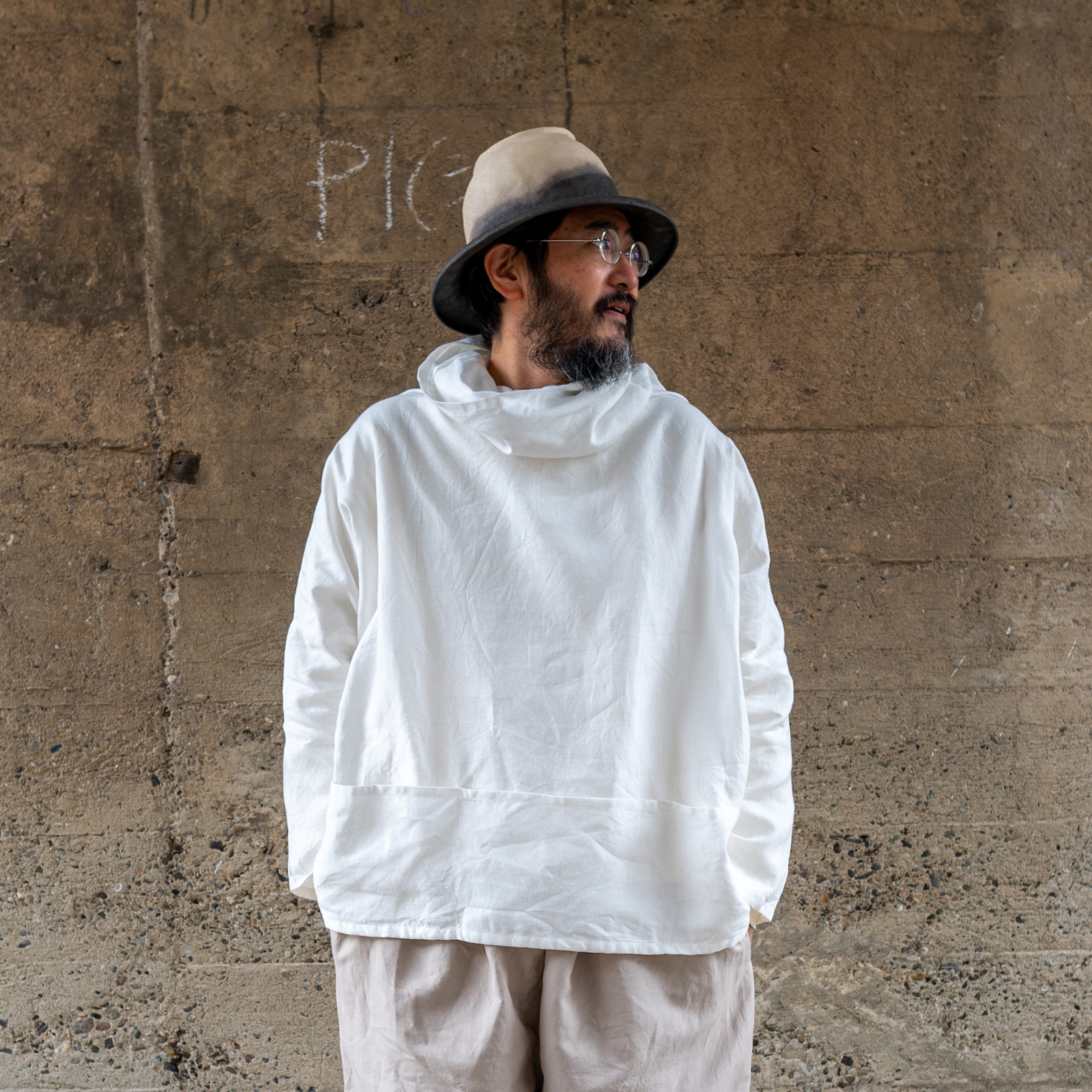 Long / Linen - White